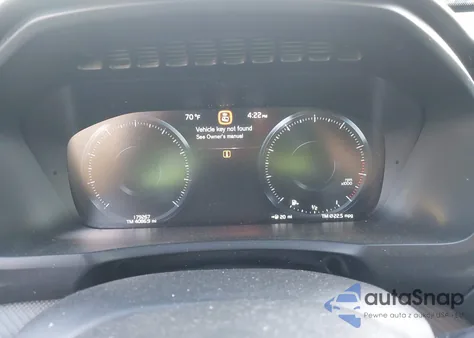 2017 Volvo Xc90 T6 R-Design from USA, damaged, VIN YV4A22PMXH1130230